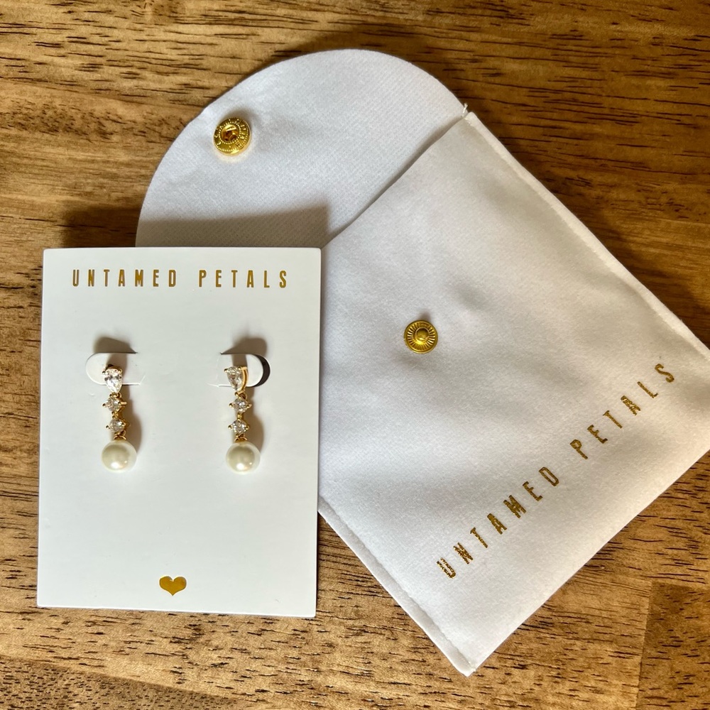 Serenade Earrings- Untamed Petals- Bridal Earrings-BRAND NEW
